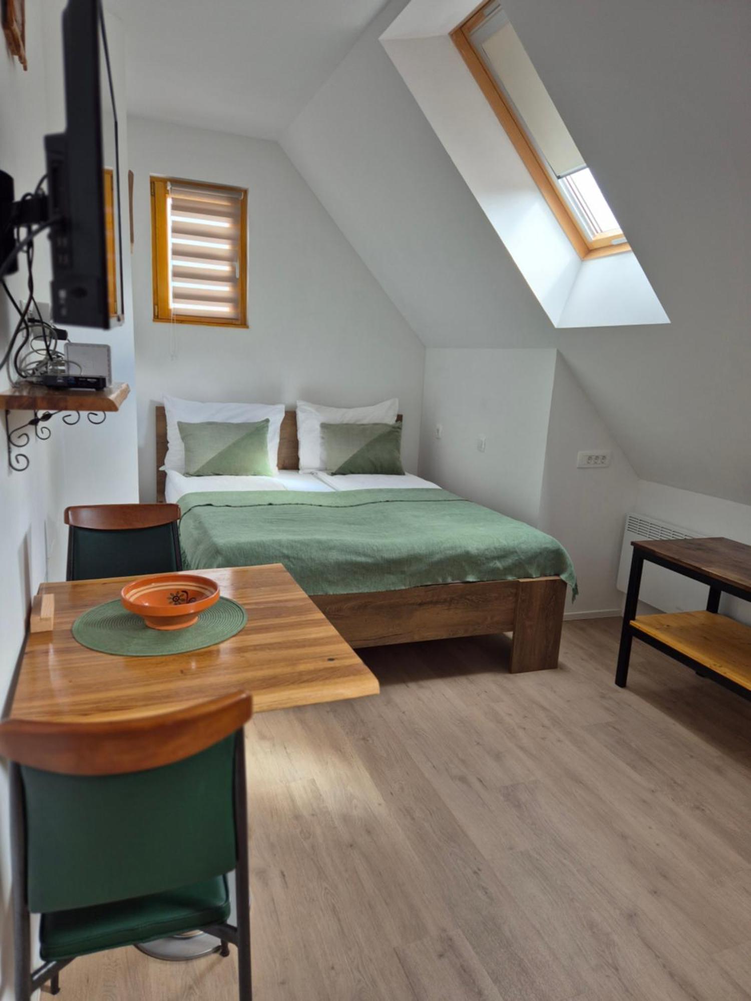 Slovenian House Vida Bed & Breakfast