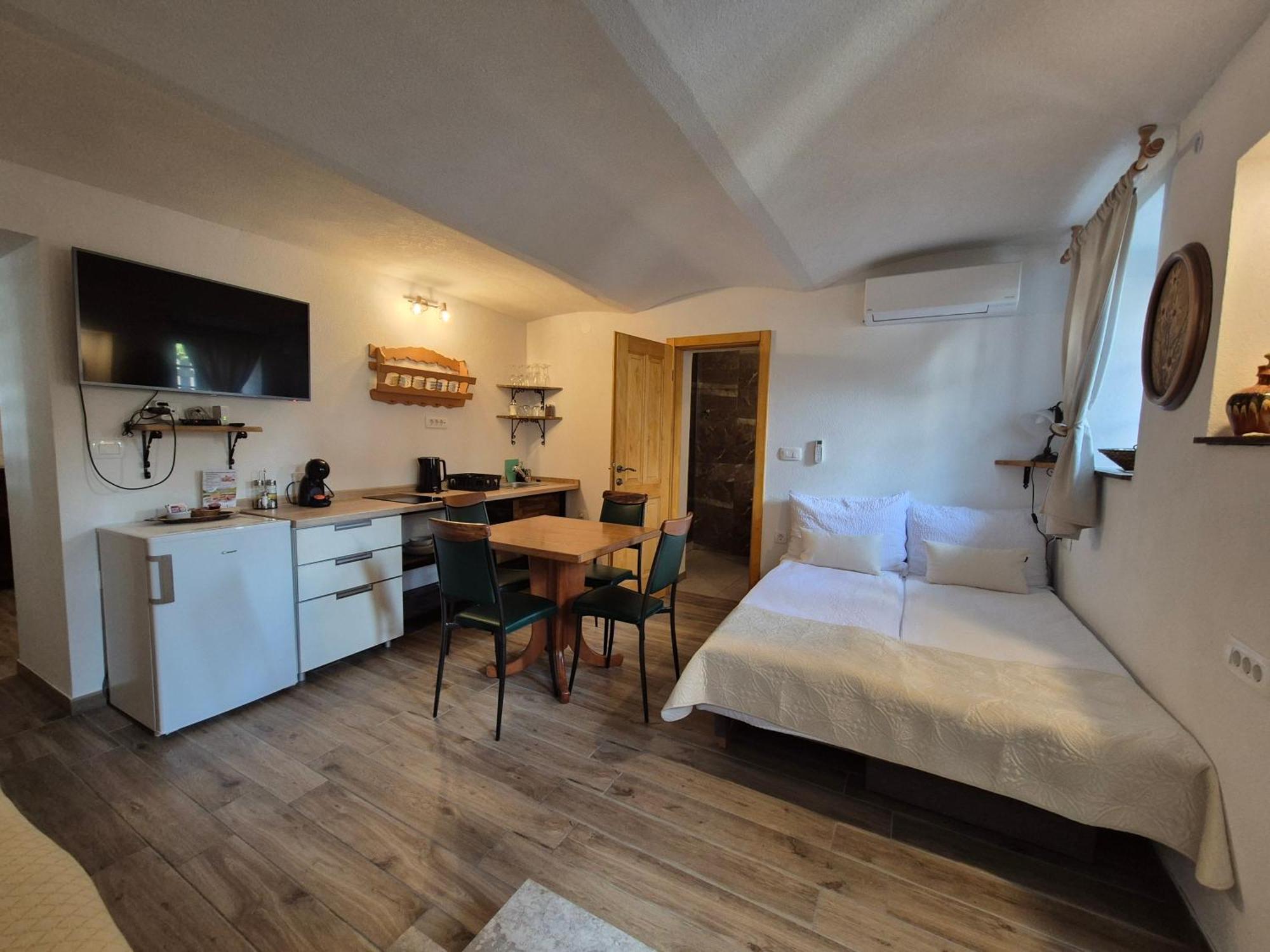 Slovenian House Vida